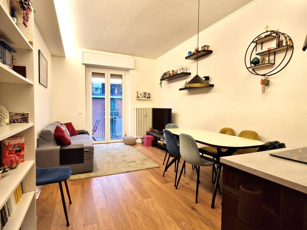 appartamento in vendita a Milano in zona Piazzale Lodi