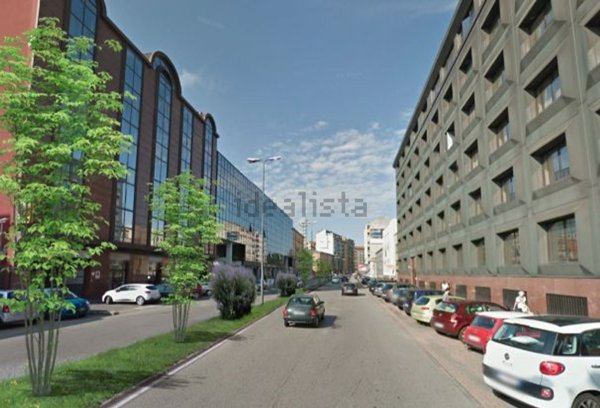 appartamento in vendita a Milano in zona Piazzale Lodi