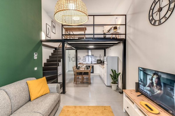 appartamento in vendita a Milano in zona Vigentino