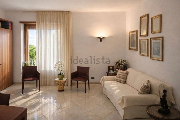 appartamento in vendita a Milano in zona Porta Garibaldi