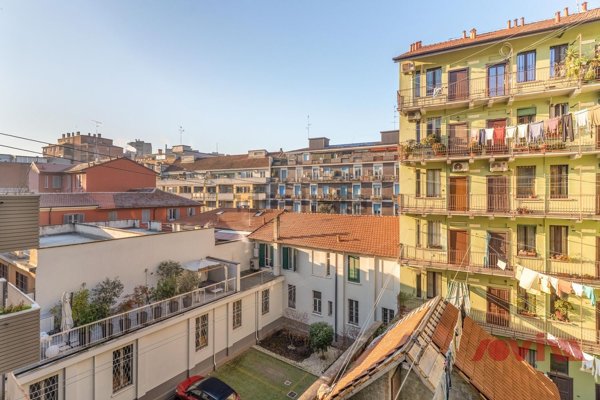 appartamento in vendita a Milano in zona Piazzale Lodi