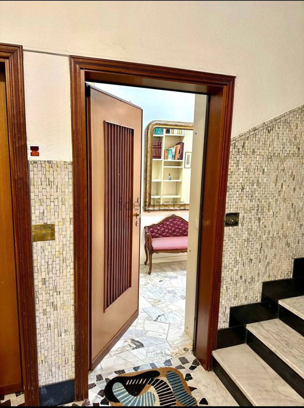 appartamento in vendita a Milano in zona Sempione