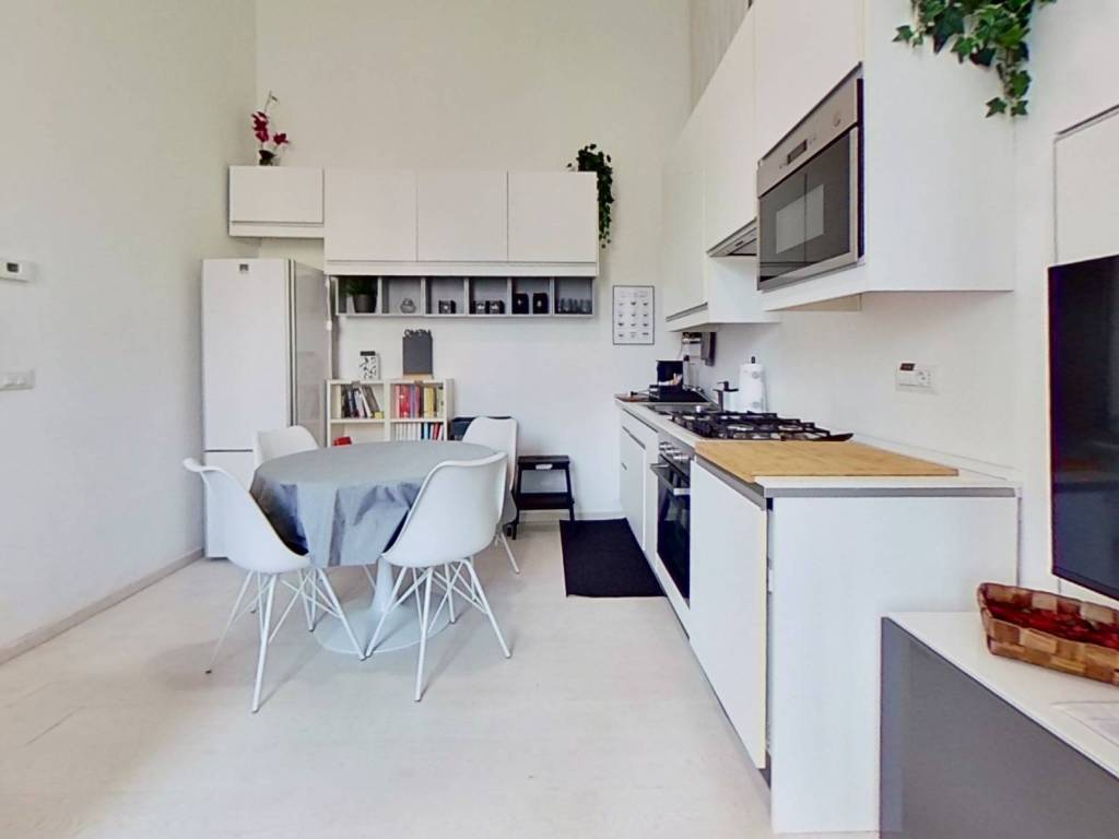 appartamento in vendita a Milano in zona Isola