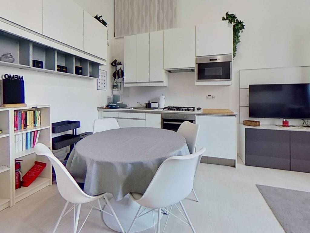 appartamento in vendita a Milano in zona Isola