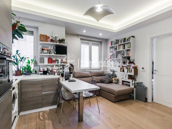appartamento in vendita a Milano in zona Solari