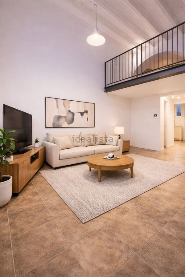 appartamento in vendita a Milano in zona Porta Genova