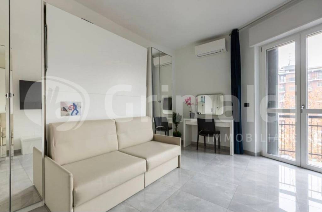appartamento in vendita a Milano in zona Famagosta