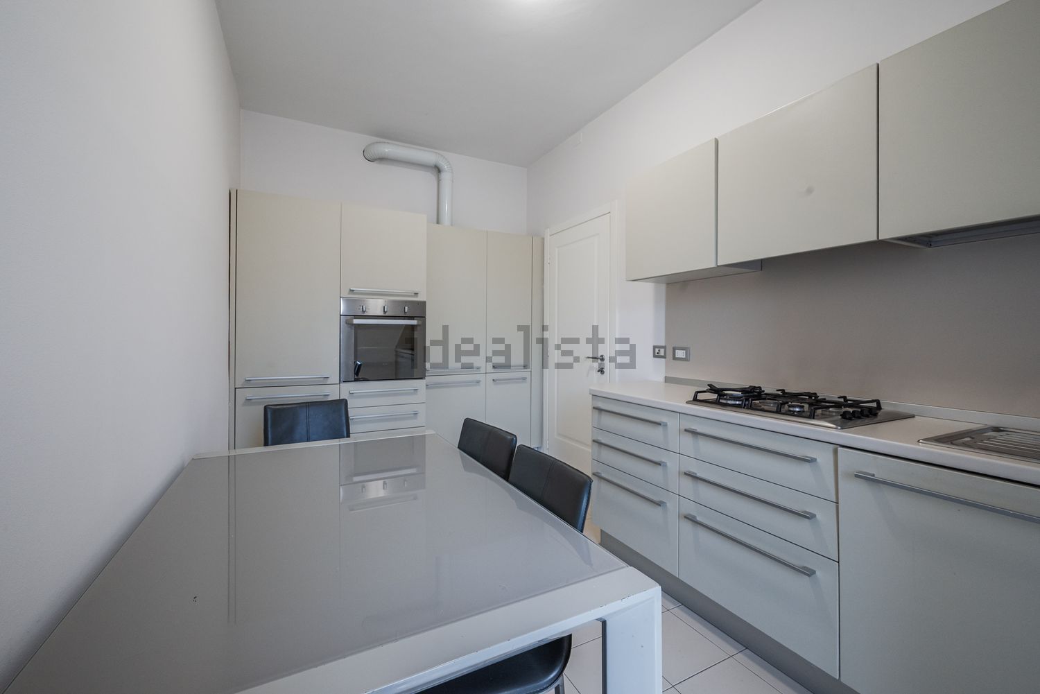 appartamento in vendita a Milano in zona Villapizzone