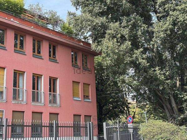 appartamento in vendita a Milano in zona Isola