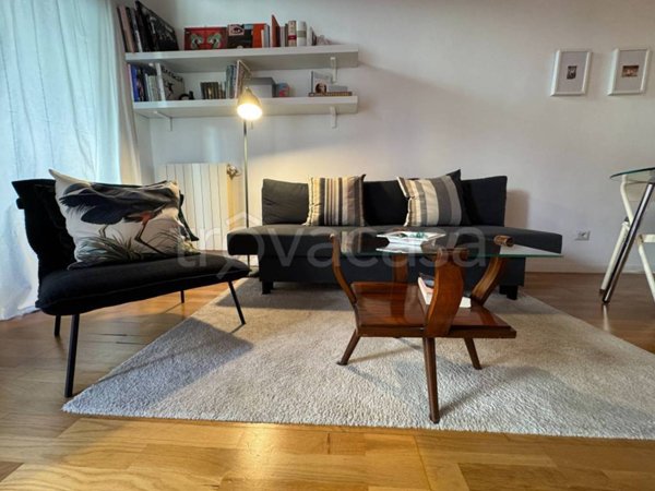 appartamento in vendita a Milano in zona Centro Direzionale