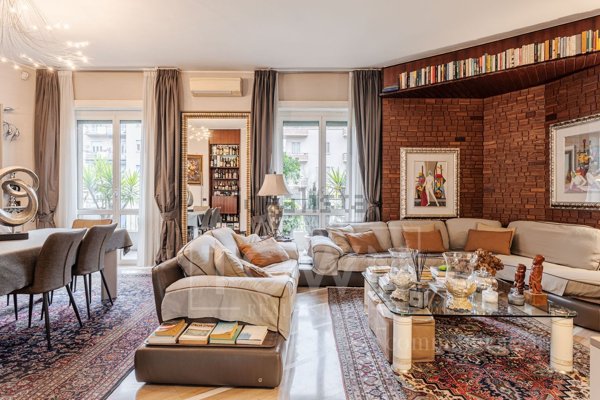 appartamento in vendita a Milano in zona Porta Romana