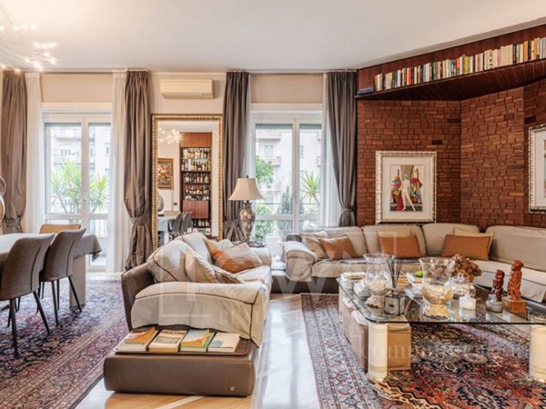 appartamento in vendita a Milano in zona Porta Romana