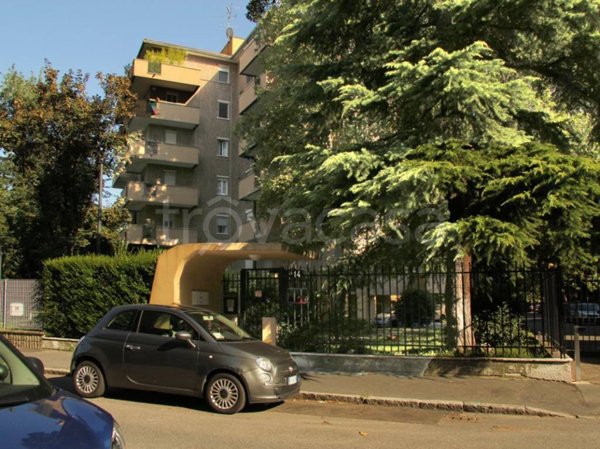 appartamento in vendita a Milano in zona Niguarda