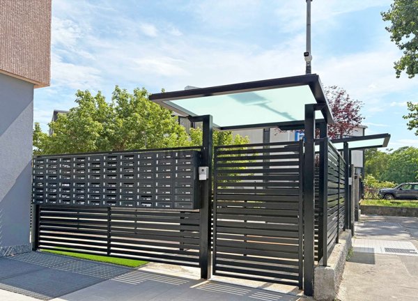 appartamento in vendita a Milano in zona Vigentino