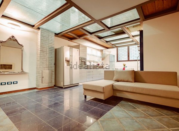 appartamento in vendita a Milano in zona Gorla