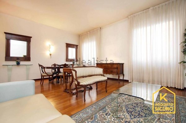 appartamento in vendita a Milano in zona Forlanini