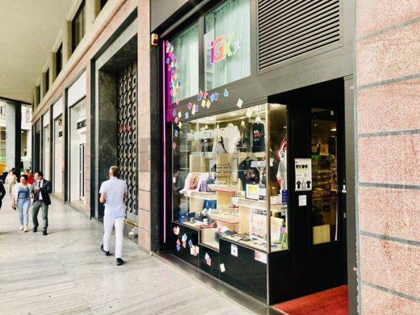 negozio in vendita a Milano