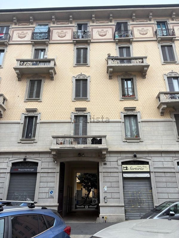 appartamento in vendita a Milano in zona Stadera