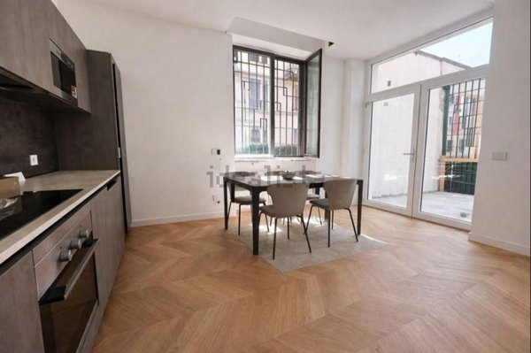 appartamento in vendita a Milano in zona Isola