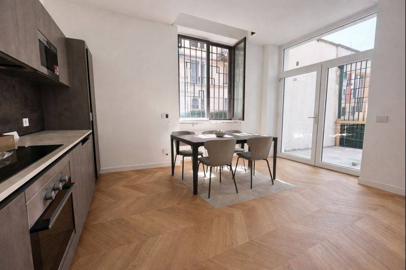 appartamento in vendita a Milano in zona Isola