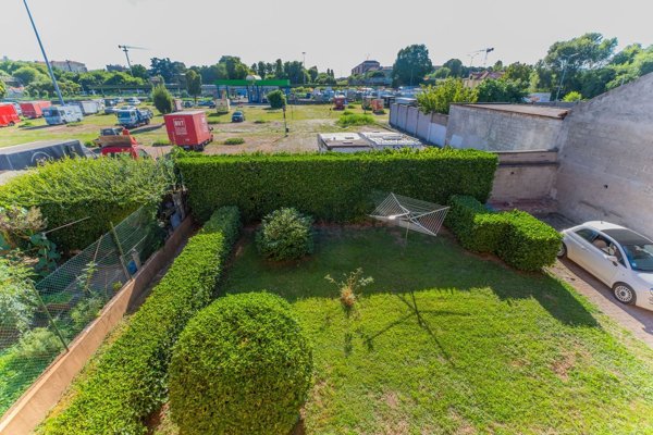 appartamento in vendita a Milano in zona Quarto Oggiaro