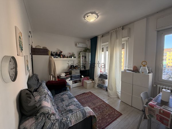 appartamento in vendita a Milano in zona Baggio