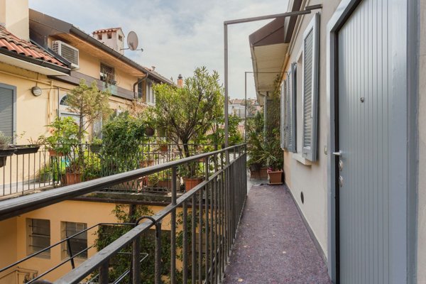 appartamento in vendita a Milano in zona Solari