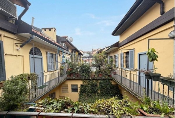 appartamento in vendita a Milano in zona Solari