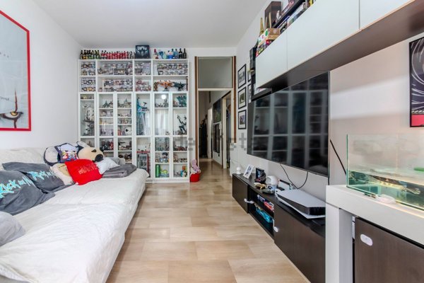 appartamento in vendita a Milano in zona Dergano