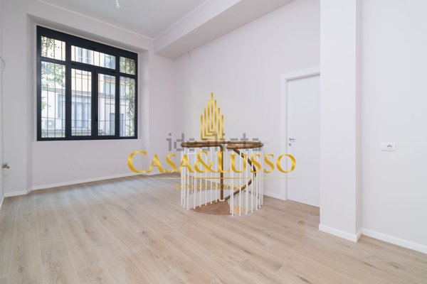 appartamento in vendita a Milano in zona Bocconi