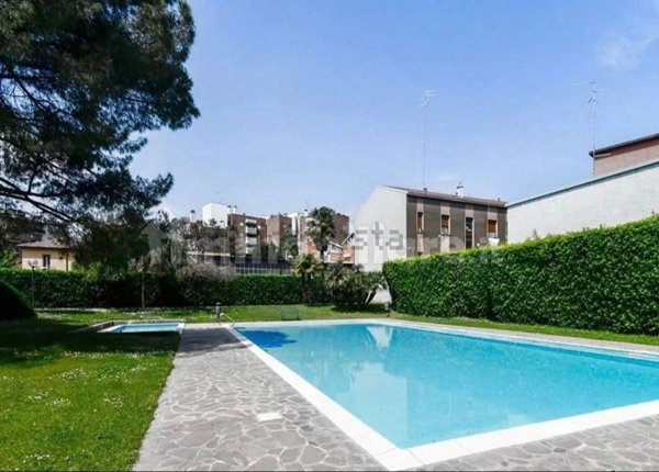 appartamento in vendita a Milano in zona San Cristoforo