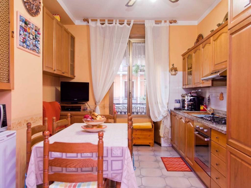 appartamento in vendita a Milano in zona Isola