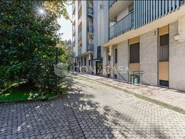 appartamento in vendita a Milano in zona Maggiolina