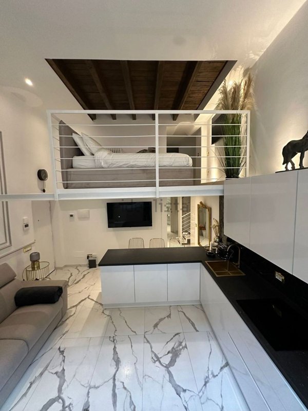 appartamento in vendita a Milano in zona Centro Storico