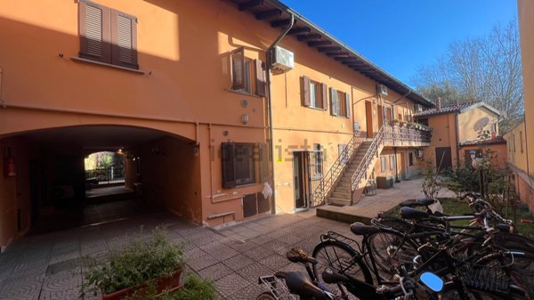 appartamento in vendita a Milano in zona Stadera