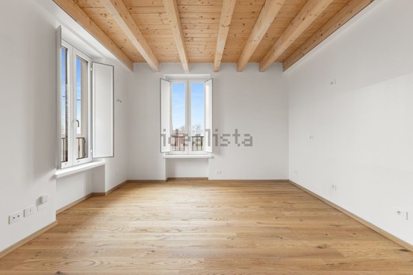 appartamento in vendita a Milano in zona Quarto Cagnino