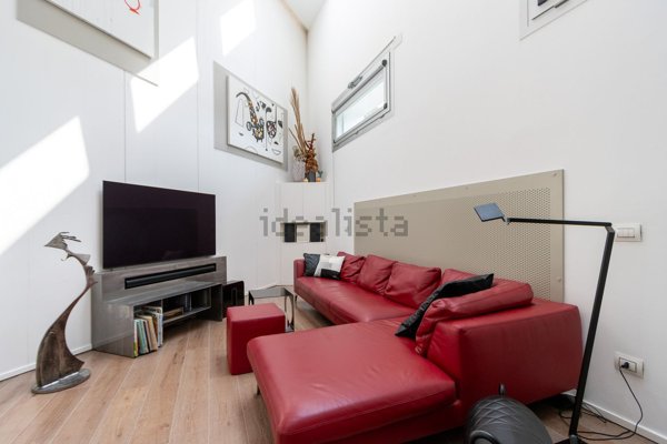 appartamento in vendita a Milano in zona Vigentino