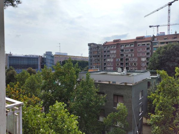 appartamento in vendita a Milano in zona Il Portello