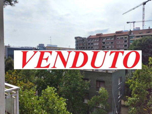 appartamento in vendita a Milano in zona Il Portello
