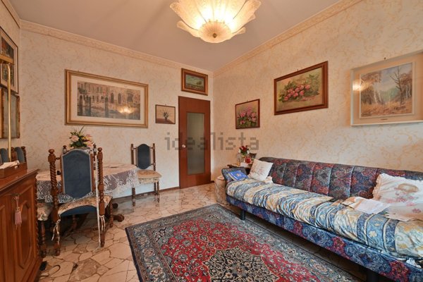 appartamento in vendita a Milano in zona Porta Venezia