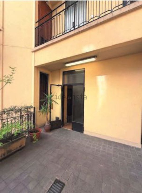 appartamento in vendita a Milano in zona Sant'Ambrogio