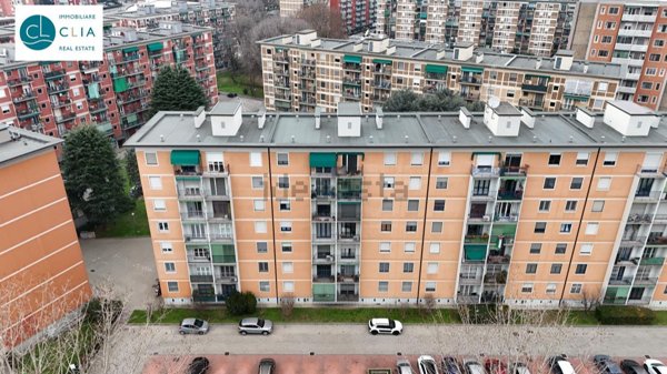 appartamento in vendita a Milano in zona Quartiere degli Olmi