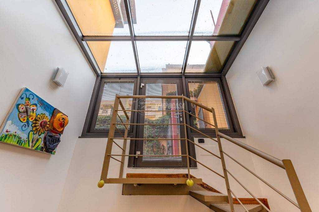 appartamento in vendita a Milano in zona Bocconi