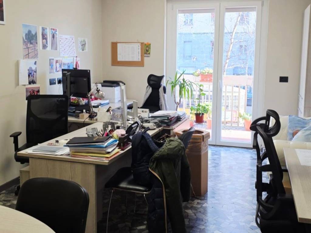 appartamento in vendita a Milano in zona Sempione