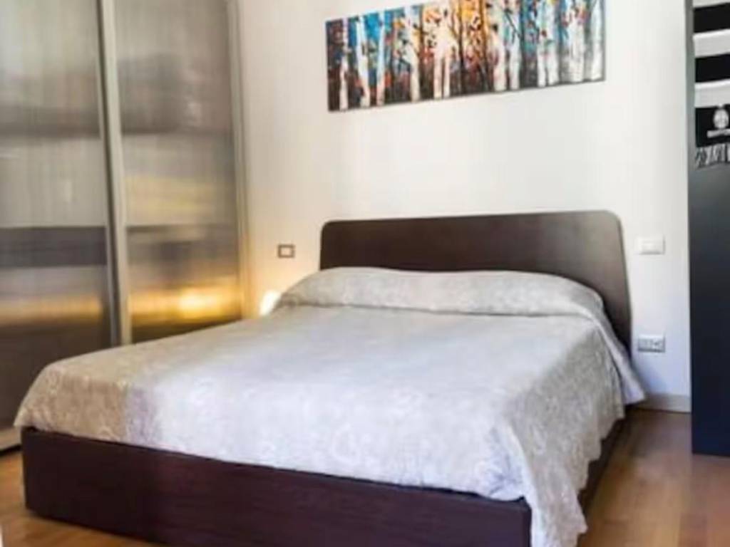 appartamento in vendita a Milano in zona Famagosta