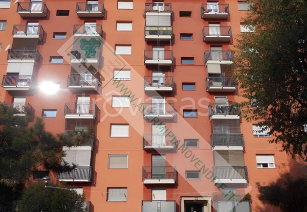appartamento in vendita a Milano in zona Gallaratese