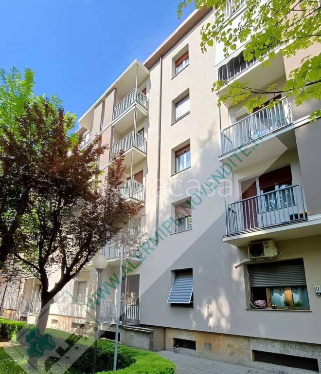 appartamento in vendita a Milano in zona Bovisa