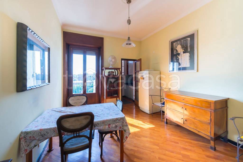 appartamento in vendita a Milano in zona Città Studi