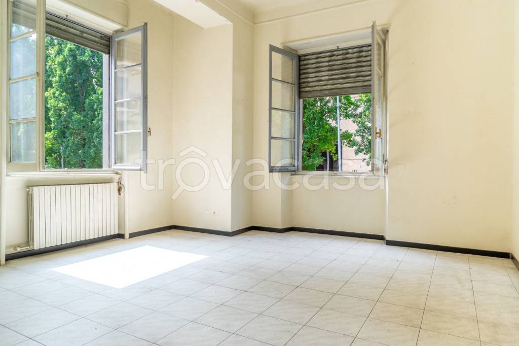 appartamento in vendita a Milano in zona Piazzale Lodi