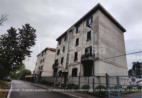 appartamento in vendita a Milano in zona Rogoredo